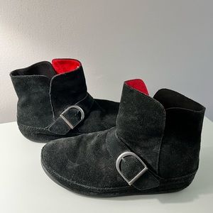 Fitflop Dash Suede Boots, size 9